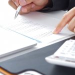 建築積算士【見積もりとの違いは？】業務内容や年収も紹介！