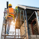 【種類は？組み方は？】枠組足場の基礎知識から仕事に必要な資格まで解説します