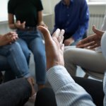 KYT（危険予知訓練）とは？実施のメリットと基礎4ラウンド法の進め方