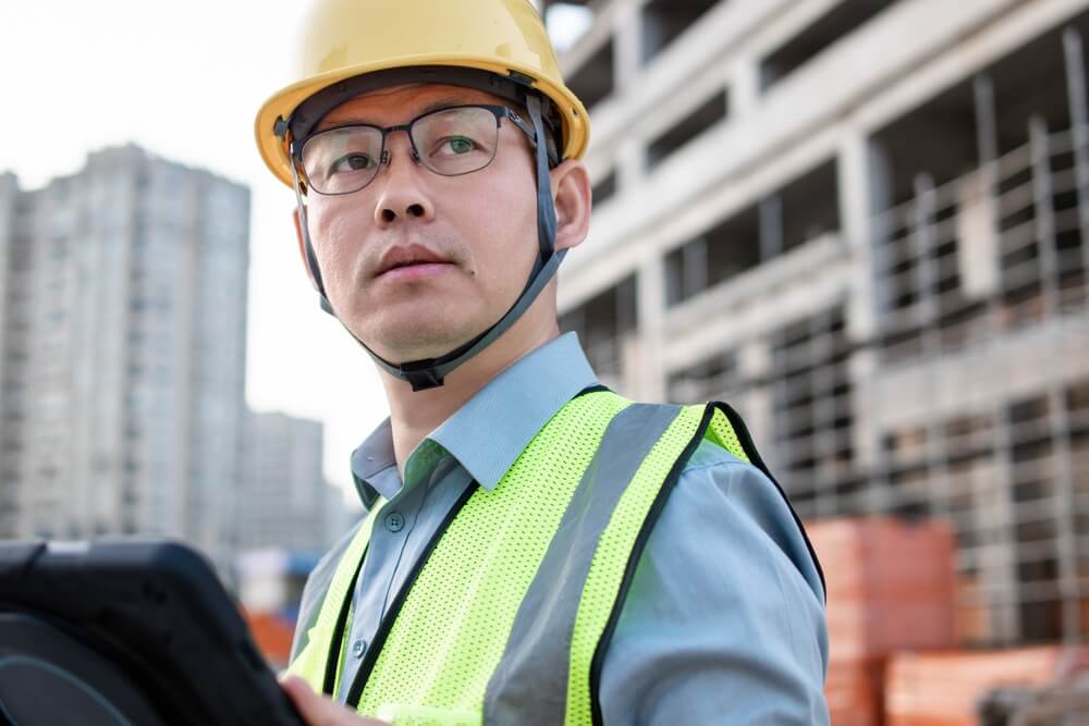 現場監督員とは？現場監督との違いや仕事内容・必要な資格について解説